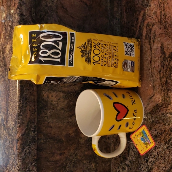 Any Costarrican lovers? Set of Mug & coffee.